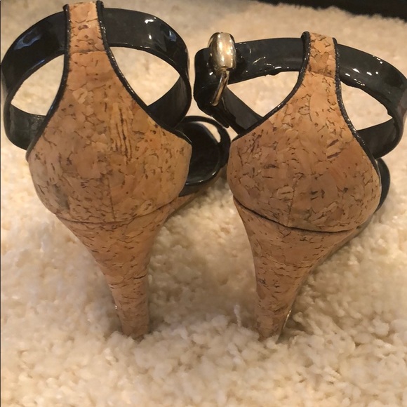 Gucci Cork Wedges, Like New Condition (worn 1x) - Picture 3 of 6